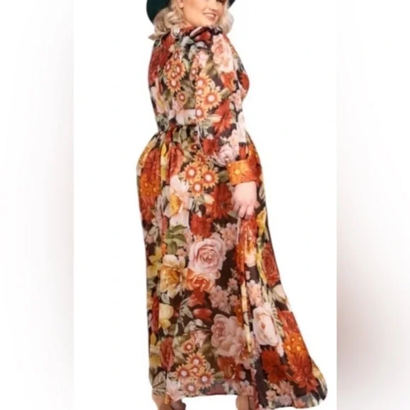 L’atiste Floral Maxi Dress (2X) - Picture 2 of 6